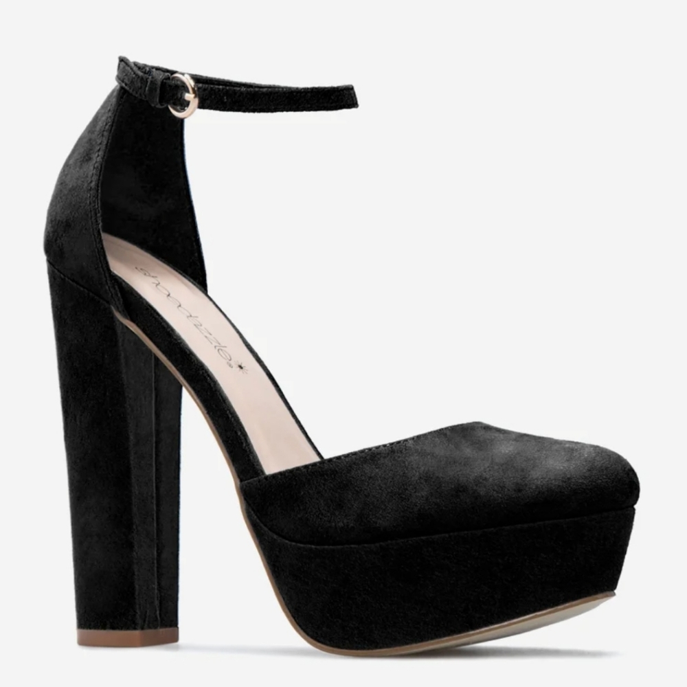 Round Toe Pump - Picture 2 of 4